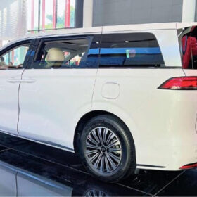 Giá BYD M9 mới nhất 2025 có gì hấp dẫn ở mẫu MPV điện hạng sang